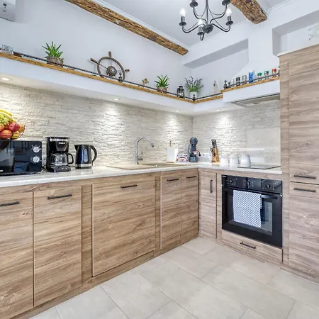 Old Queen By Interhome Case de vacanță *