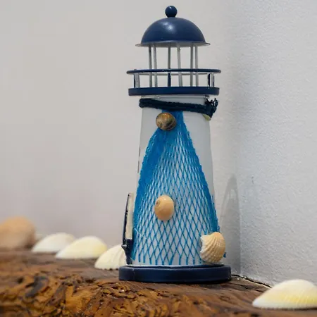 Old Queen By Interhome *