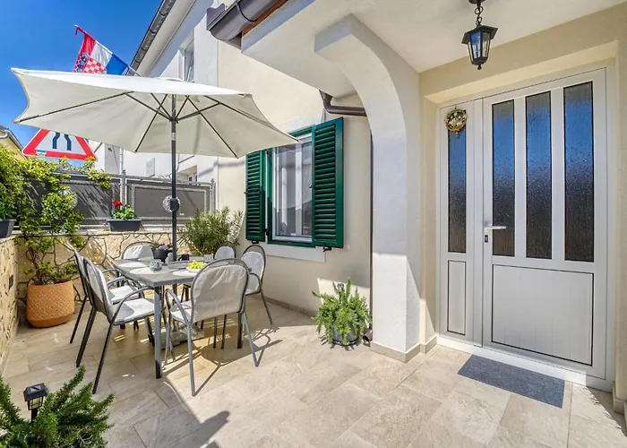 בית נופש Old Queen By Interhome קראליביצה